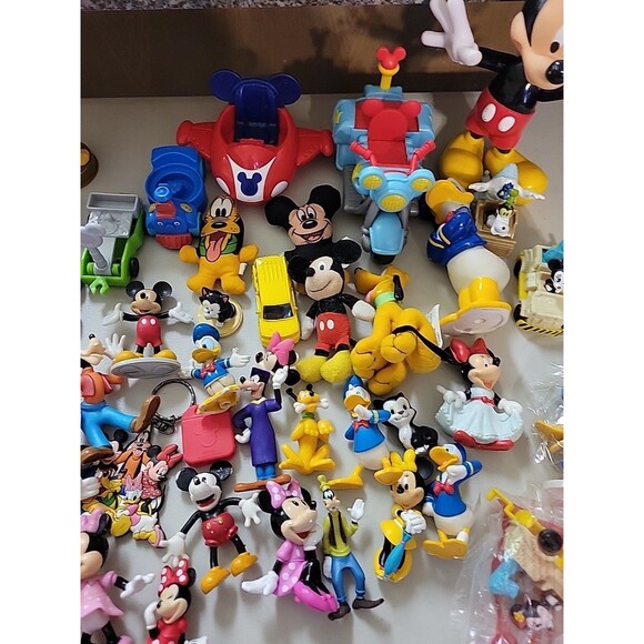 Disney Mickey Mouse & Friends Figurine Lot Mini Figures cars etc.. Huge lot - Picture 5 of 16